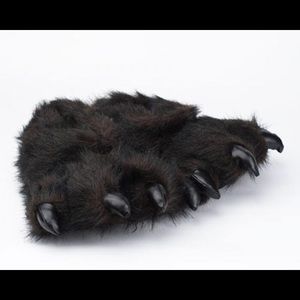Black Bear Paw Slippers (Girls 4-9.5/Boys 6-8.5)